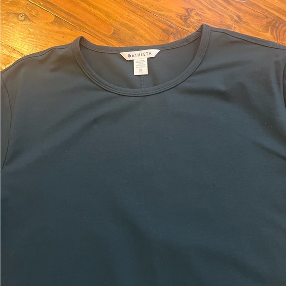 Athleta Women’s NEW Essential Top Long Sleeve Green Cypress XL Lightweight - Picture 3 of 16